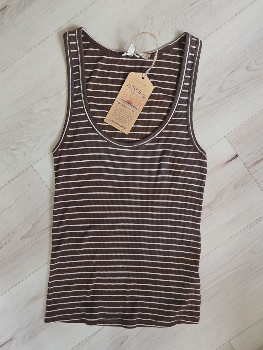 NWT Faherty Featherweight Freestyle Rib Tank, Cocoa Stripe, Size Small